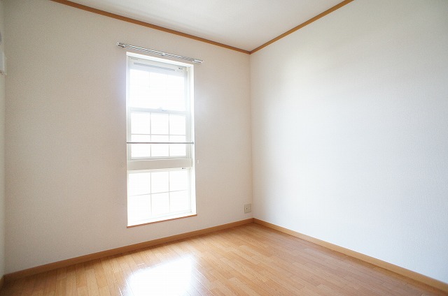 洋室(南) 洋室(南)