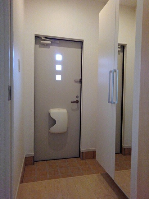 玄関 (玄関) 玄関 (玄関)