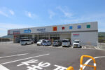ウエルシア沼田栄町店 1,968m