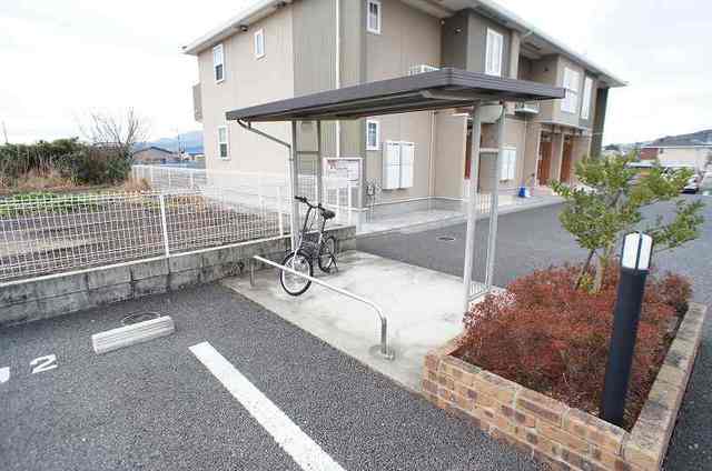 駐輪場 駐輪場