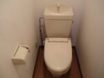 トイレ(暖房便座) トイレ(暖房便座)