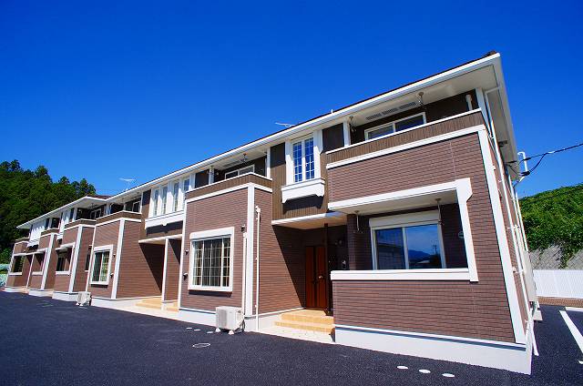 渋川市白井 賃貸アパート（ハイツ）