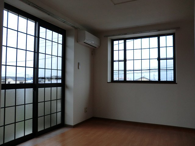 洋室(7.0畳) 洋室(7.0畳)