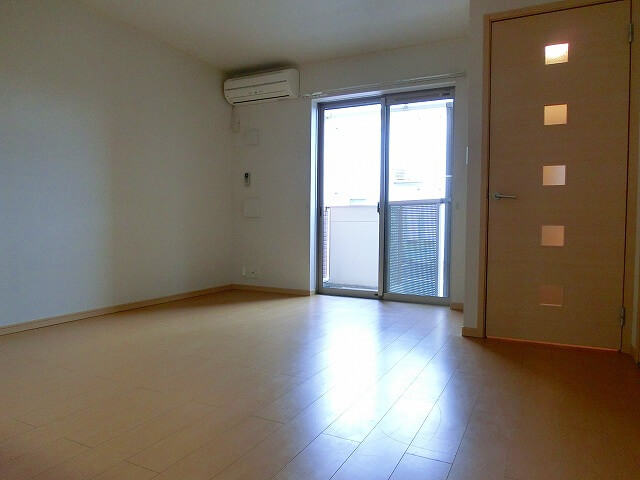 LDK(12.5畳) (居間) LDK(12.5畳) (居間)