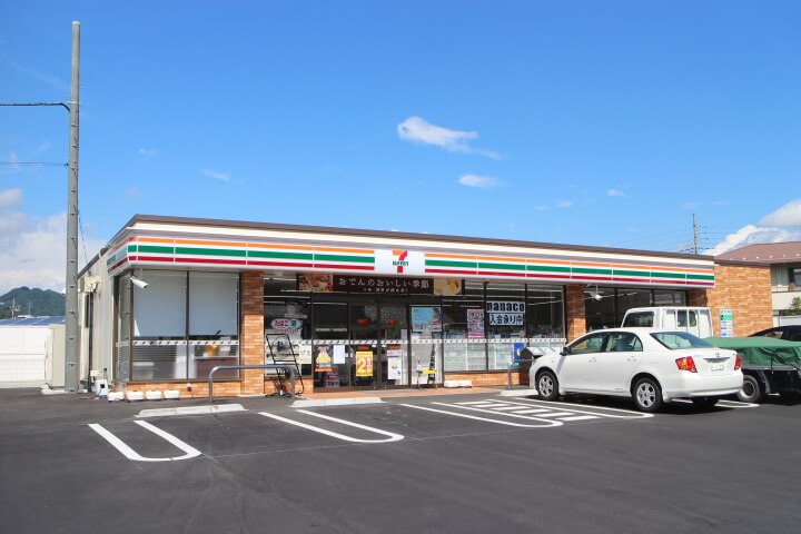 セブンイレブン沼田戸鹿野店 1018m セブンイレブン沼田戸鹿野店 1018m