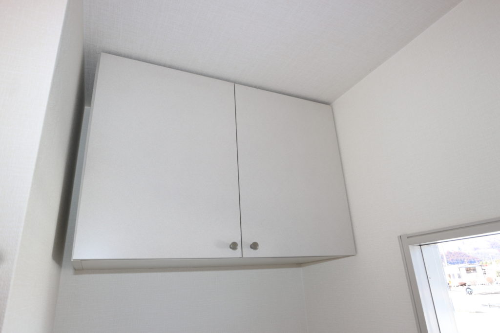 下駄箱(上) 下駄箱(上)