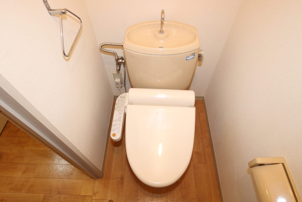 温水洗浄便座 温水洗浄便座