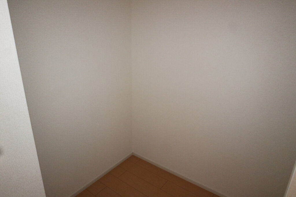 冷蔵庫置き場 冷蔵庫置き場