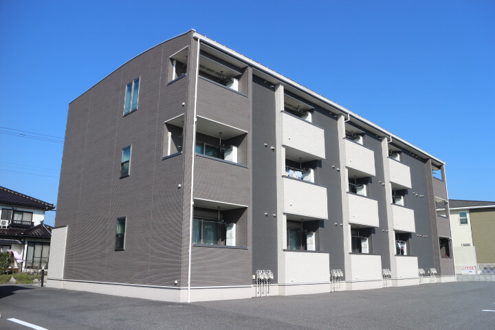 沼田市桜町 賃貸アパート(ハイツ)