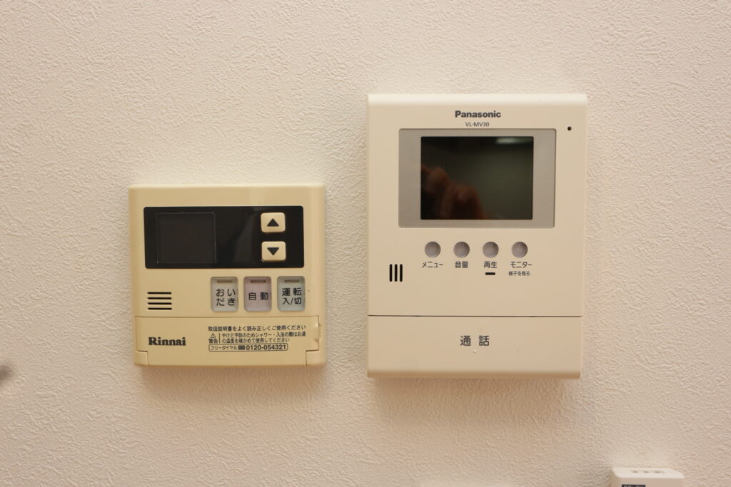 テレビドアフォン、追い炊き給湯器リモコン テレビドアフォン、追い炊き給湯器リモコン