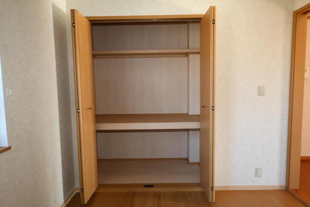 洋室北(6畳)収納 洋室北(6畳)収納