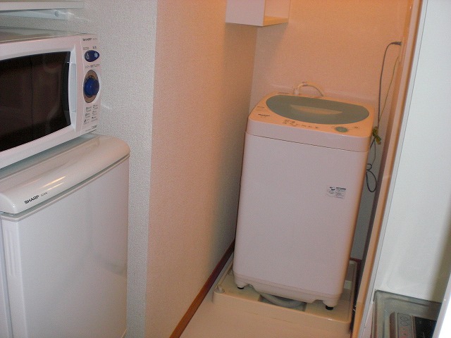 洗濯機、冷蔵庫、電子レンジ